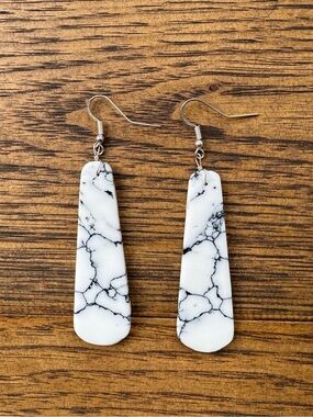 Turnback Pony White Howlite Sterling Silver Drop Earrings Black Veining New